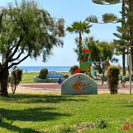 Mare Aureum Apartment *